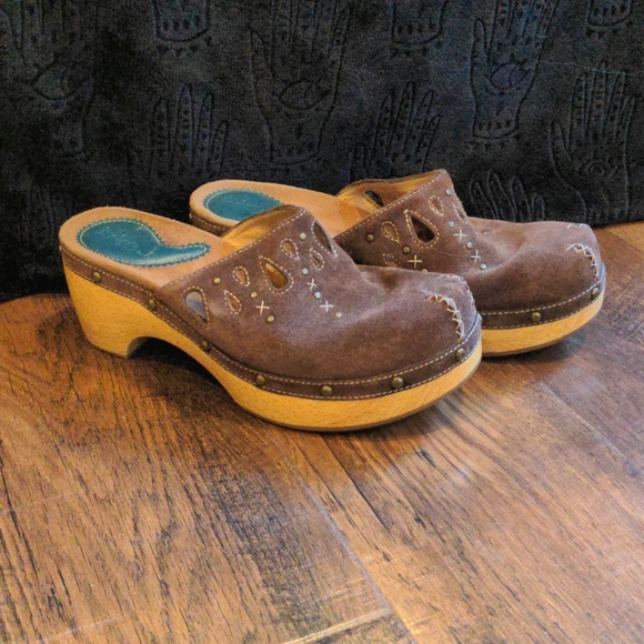 Clarks Indigo Wooden Clogs - Picture 2 of 6